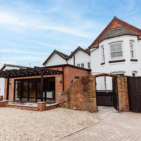 House With A Cinema And Games Room, Sleeps 17 Shrewsbury Exterior foto